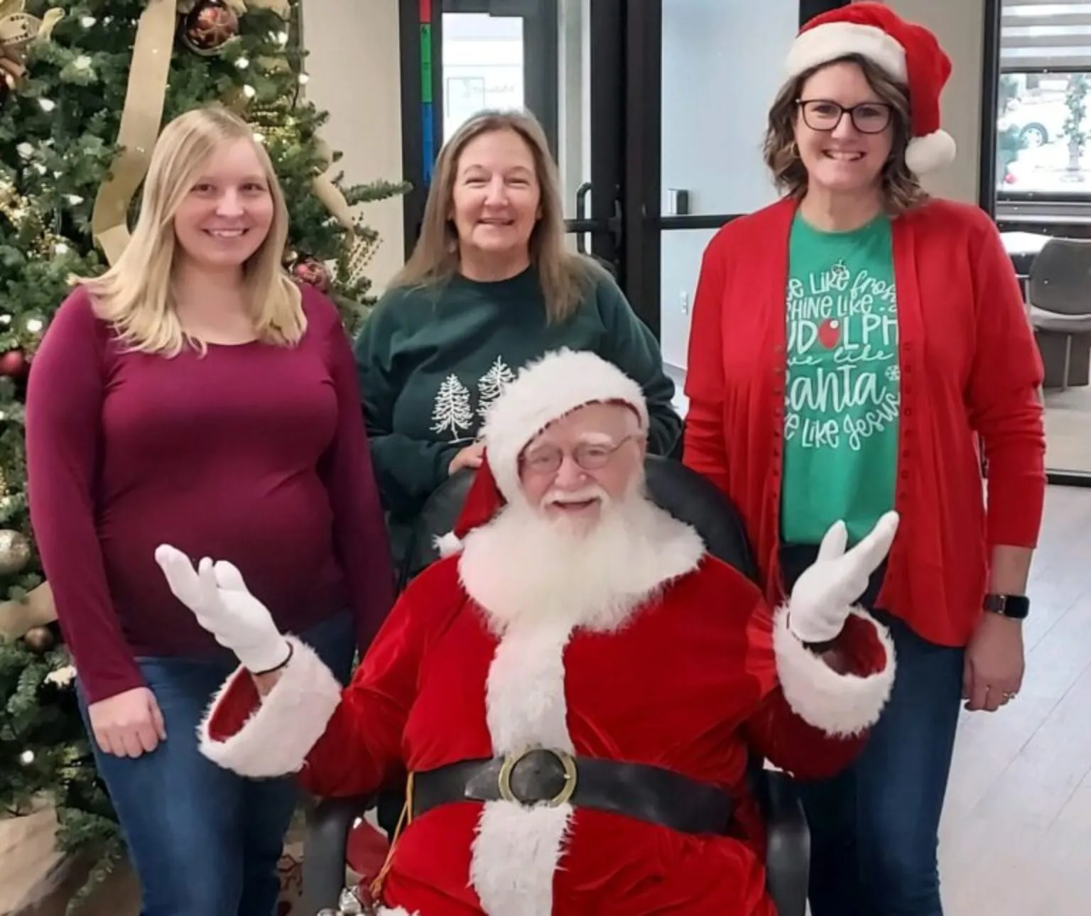 2023 Pilger SANTA AND EMPLOYEES